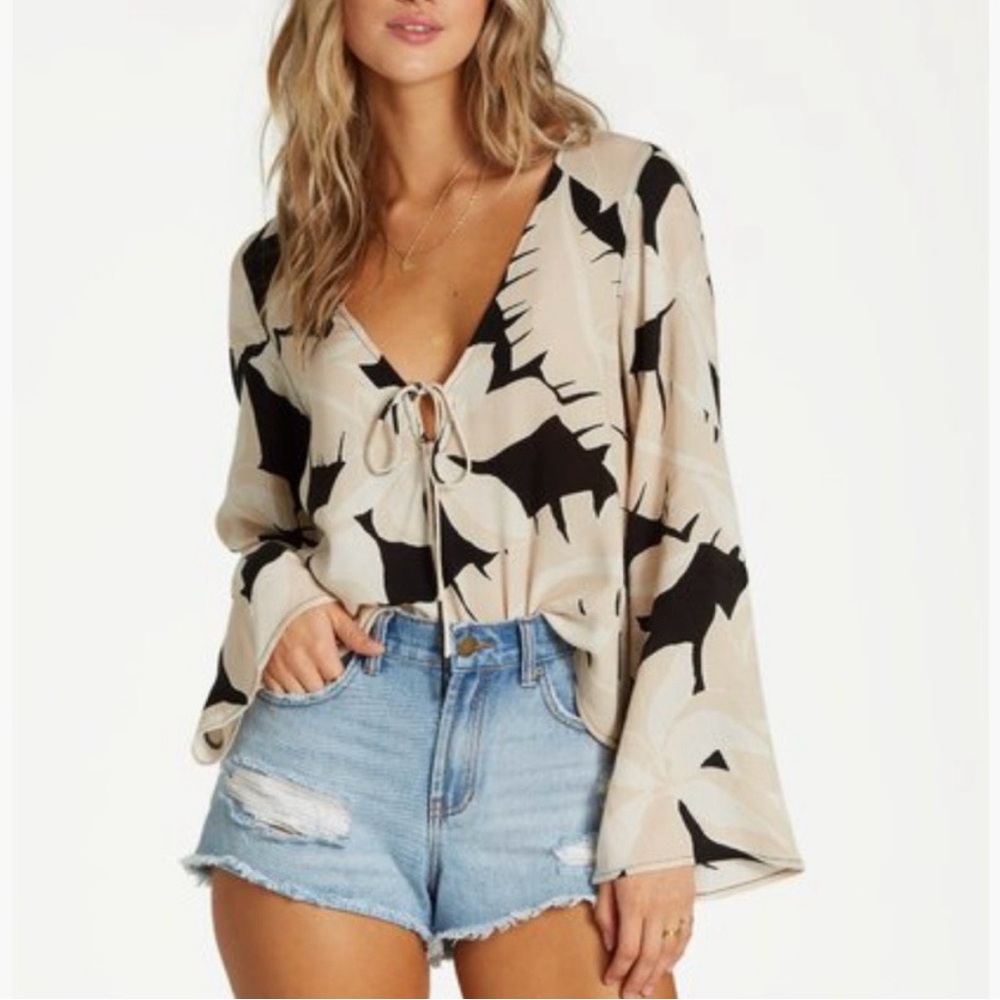 Billabong Tied and True Woven Bell Sleeve Top Floral Neutral Print Small